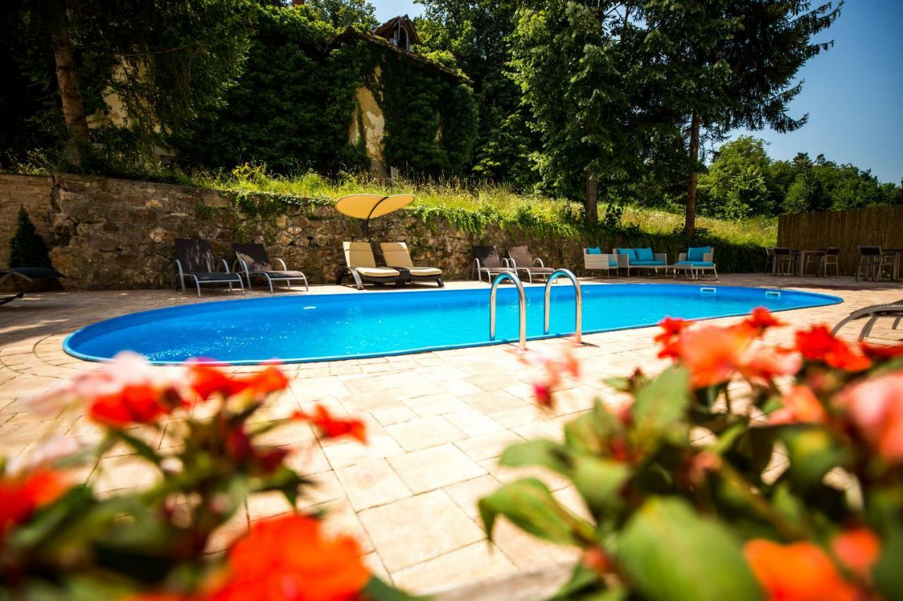 A Hoteli - Hotel Slatina Vrnjačka Banja Dış mekan fotoğraf